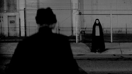 Fimstill aus «A Girl Walks Home Alone at Night»