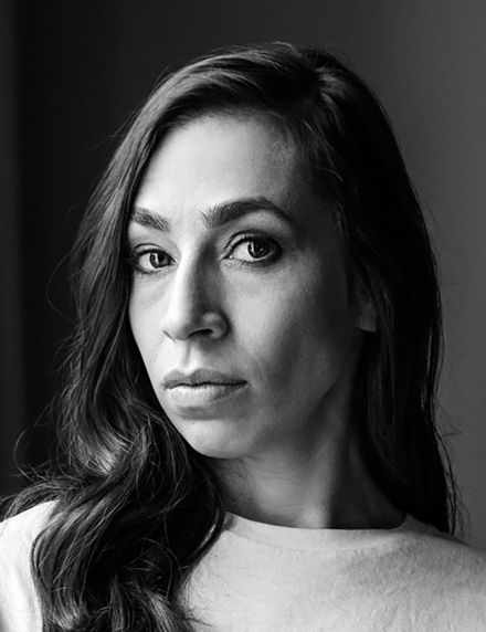 Portraitfoto von Carol Schuler