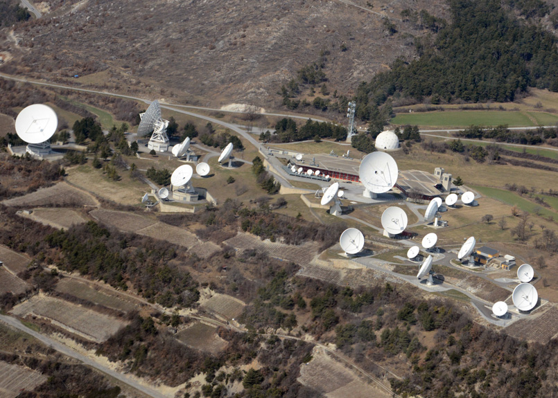 first image of the article