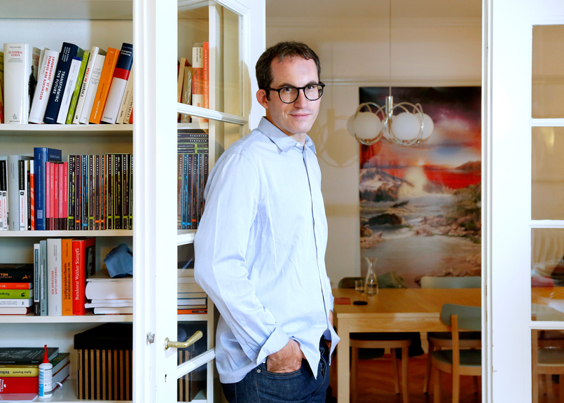 first image of the article