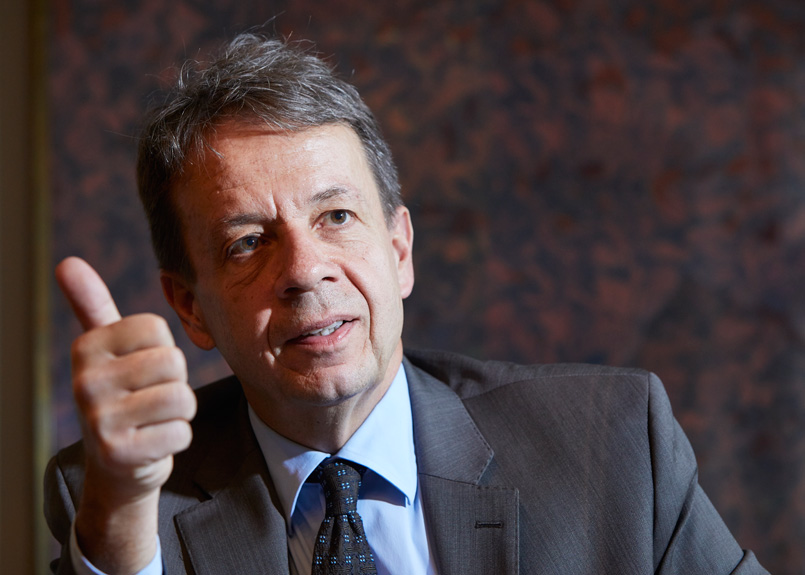 first image of the article