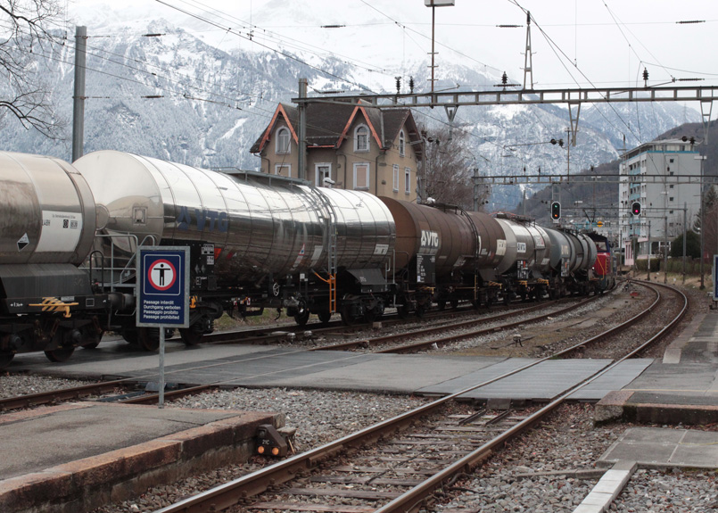 first image of the article