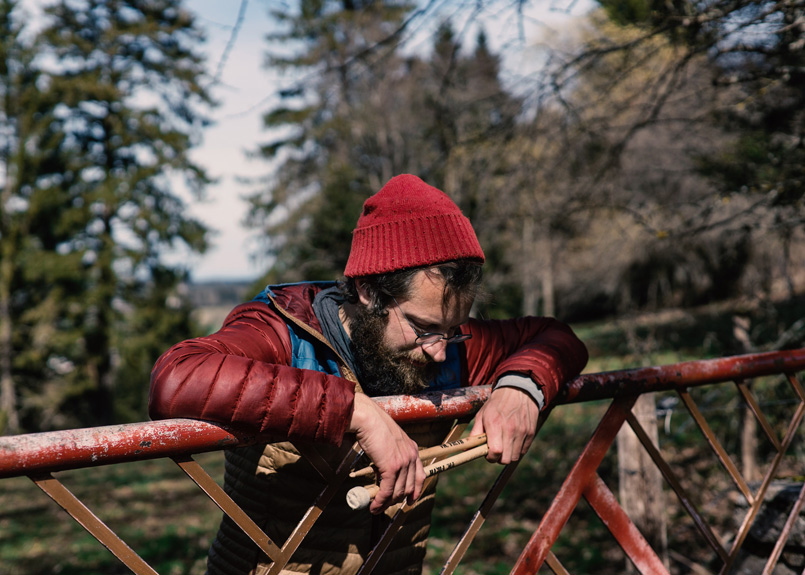 first image of the article