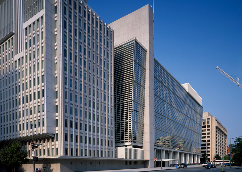 first image of the article