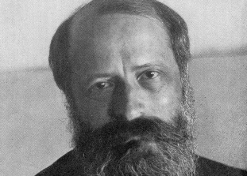 first image of the article