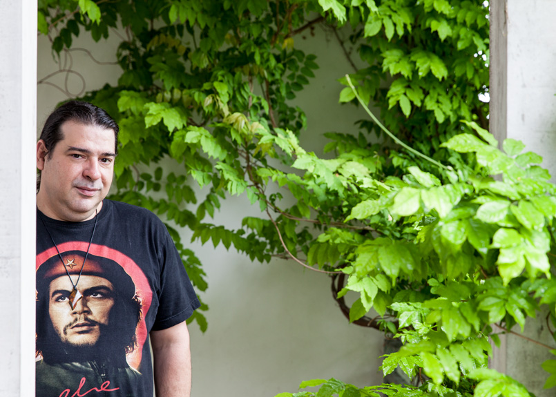 first image of the article